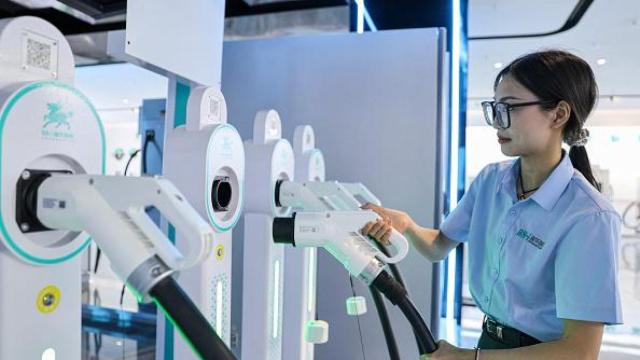 Imagen de una prueba de cargadores eléctricos.