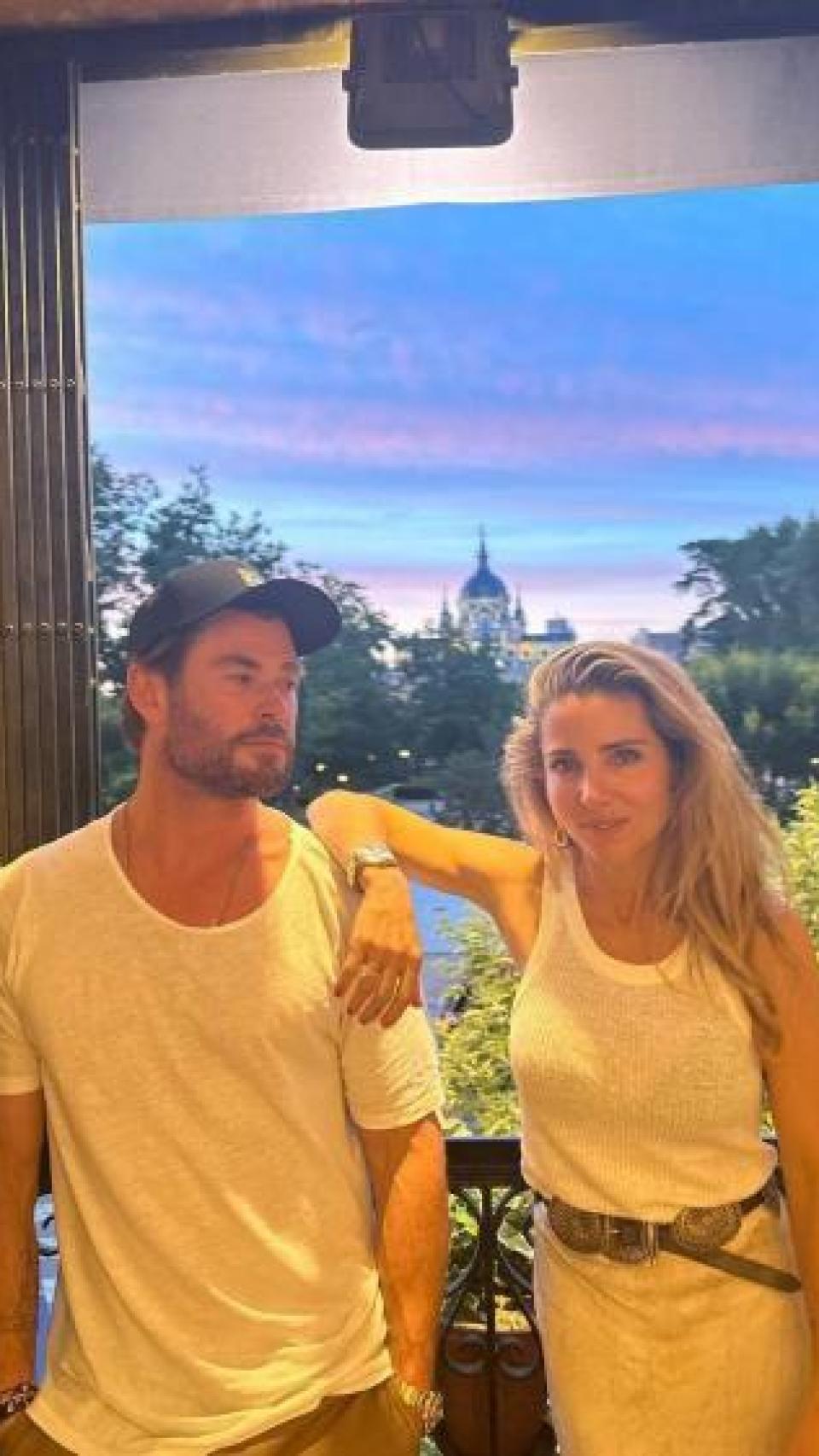 Elsa y Chris en su ático.