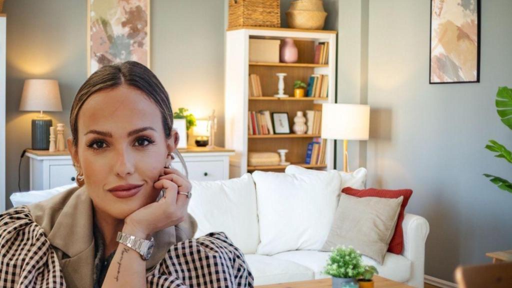 Montaje de Ana García y un salón.