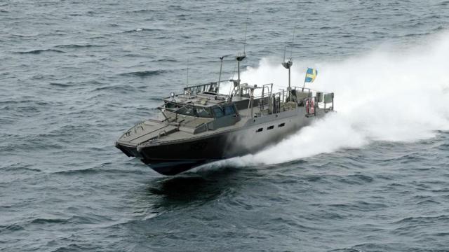 Lancha de combate CB90 de Suecia