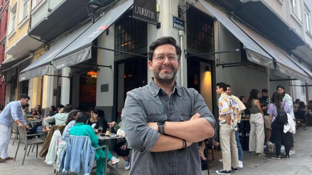 César, dueño de La Urbana