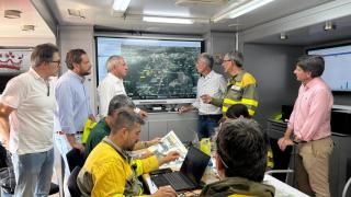 El delegado del Gobierno, Nicanor Sen, visita las zonas afectadas por en incendio de Ávila