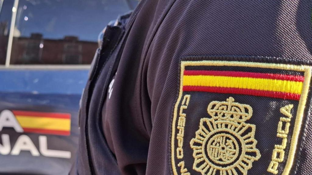 Un agente de la Policía Nacional.