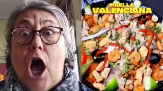 Lola y la paella del restaurante colombiano. EE