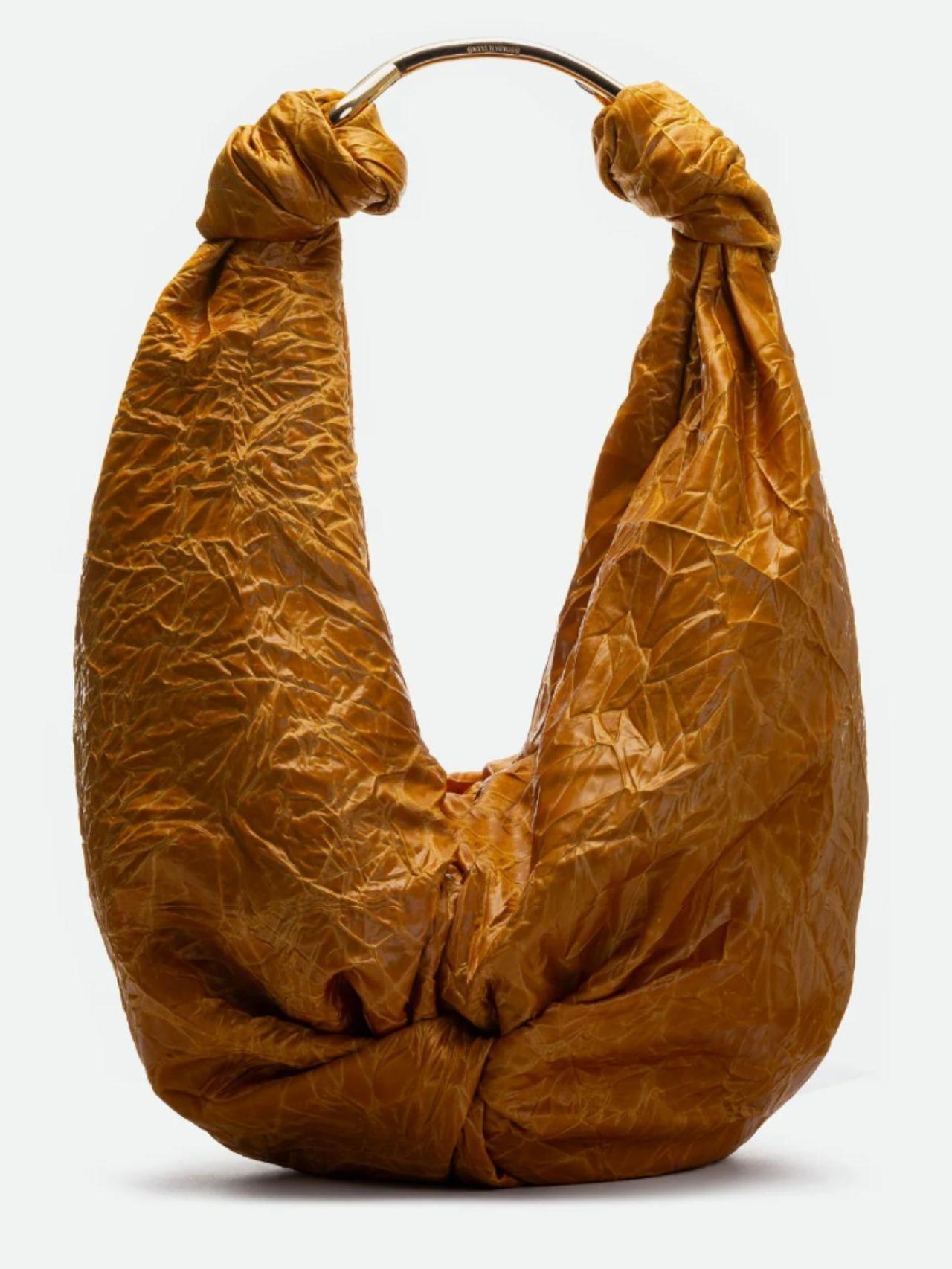 Bolso Sofía Maxi, de la diseñadora Silvia Tcherassi.