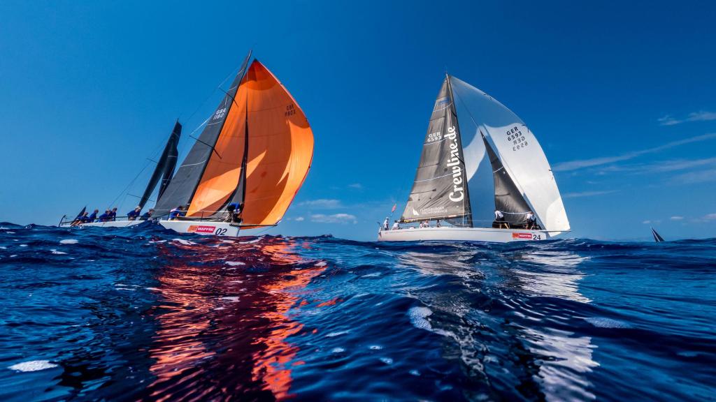 Flota de Sail Racing ORC A en una de las regatas de este viernes.