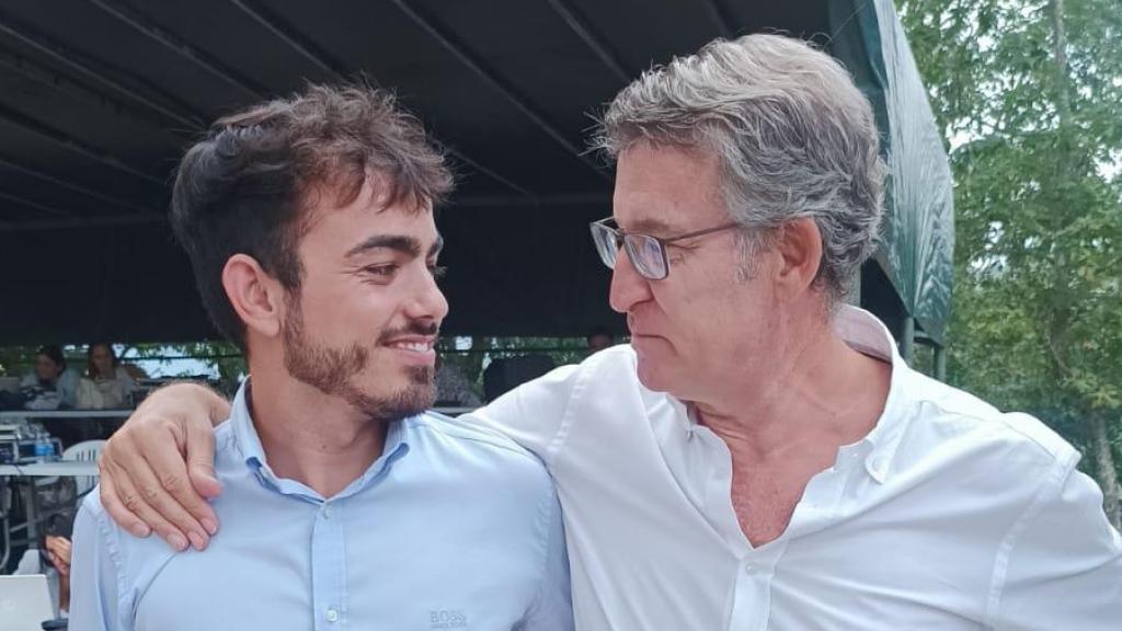 Raúl Santamaría junto a Alberto Núñez Feijóo.