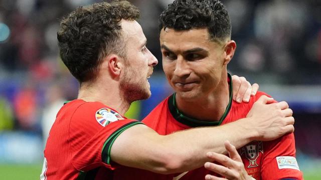 Diogo Jota y Cristiano Ronaldo, juntos en un partido de la selección de Portugal