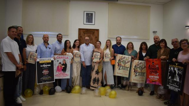El Salón de Plenos del Ayuntamiento de Quintanar de la Orden acogió la presentación de la programación festiva.