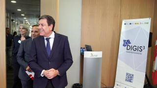 El consejero de Economía y Hacienda y portavoz, Carlos Fernández Carriedo, presenta el programa DigitalICE de apoyo a la digitalización de las pymes y participa en la jornada 'Impulso Digital en Castilla y León: nuevos retos digitales, ecosistema y clausura del primer ciclo formativo de transformación digital de DIGIS3’