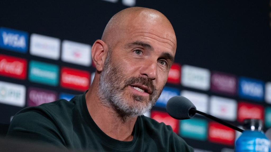 Enzo Maresca atiende a los medios en la rueda de prensa previa a la final del Mundial de Clubes.