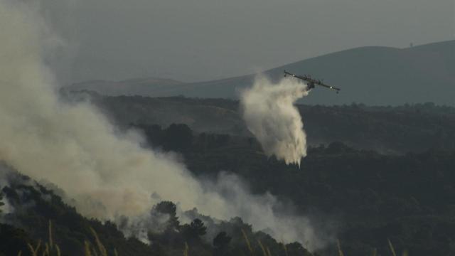 Activo un incendio forestal en Vilardevós (Ourense) arrasa con 570 hectáreas calcinadas
