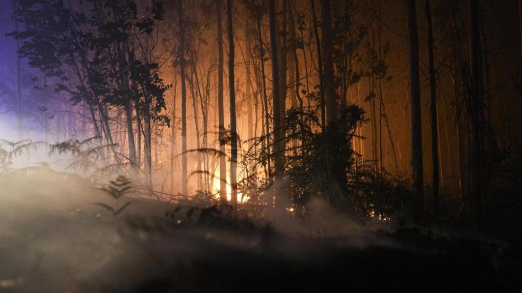 Uno de los incendios de Ponteceso (A Coruña).