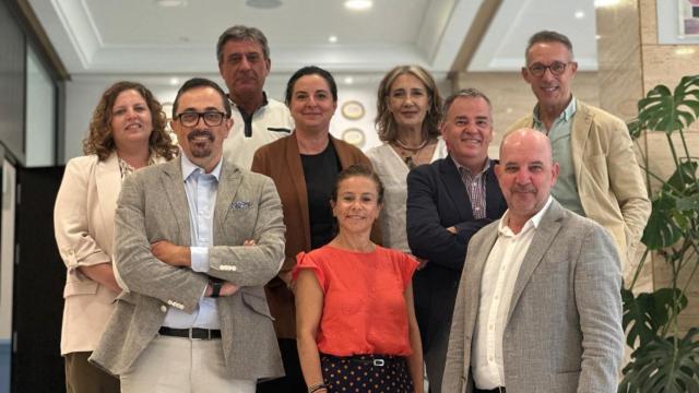 Nueva directiva e la Asociación de Hospedaje de A Coruña con Agustín Collazos repitiendo como presidente.