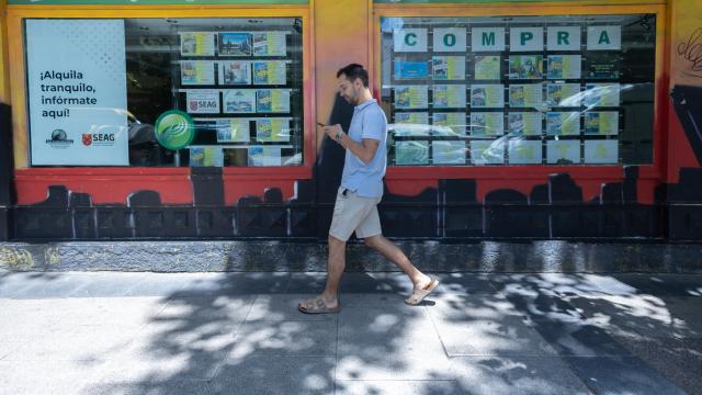 El escaparate de una inmobiliaria en Madrid