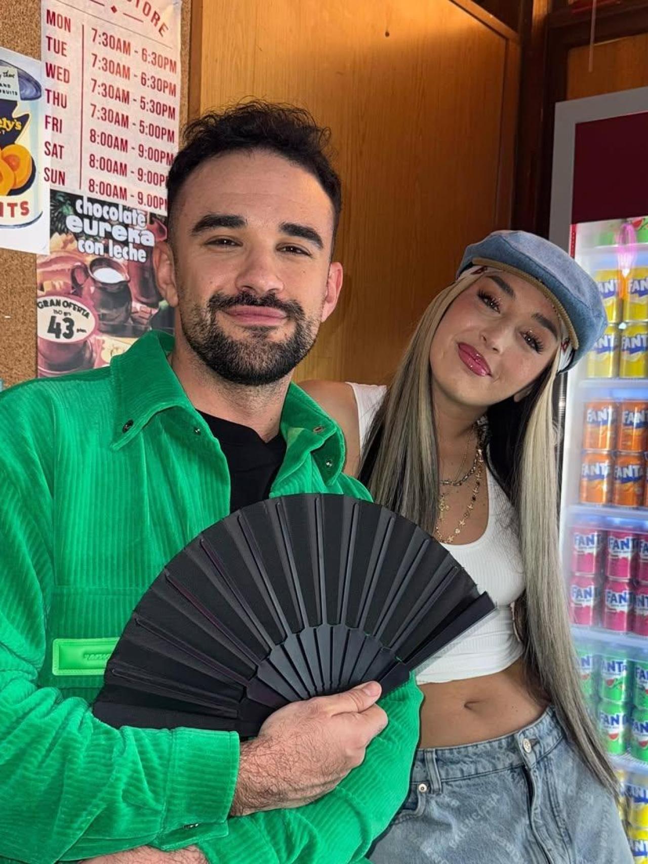 IlloJuan y Lola Índigo en una imagen durante la promoción de Fanta publicada en sus redes sociales.