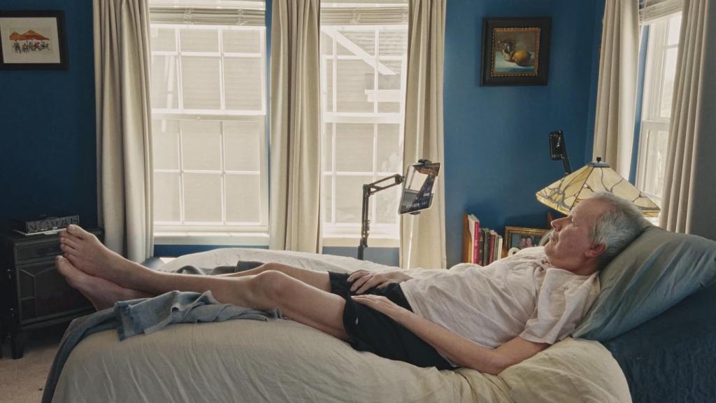 Mark Jackson controlando un iPad con la mente.