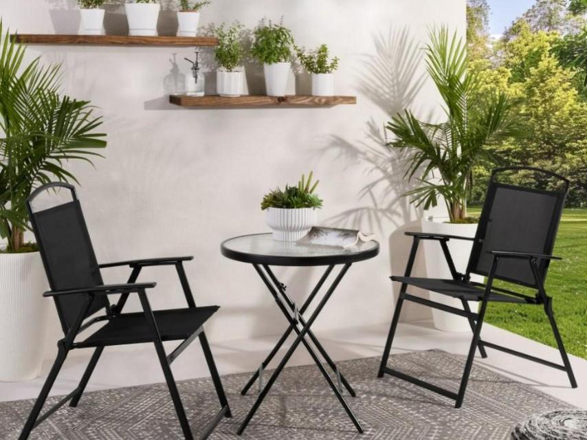 Este set de sillas y mesas está en una gran oferta en Walmart