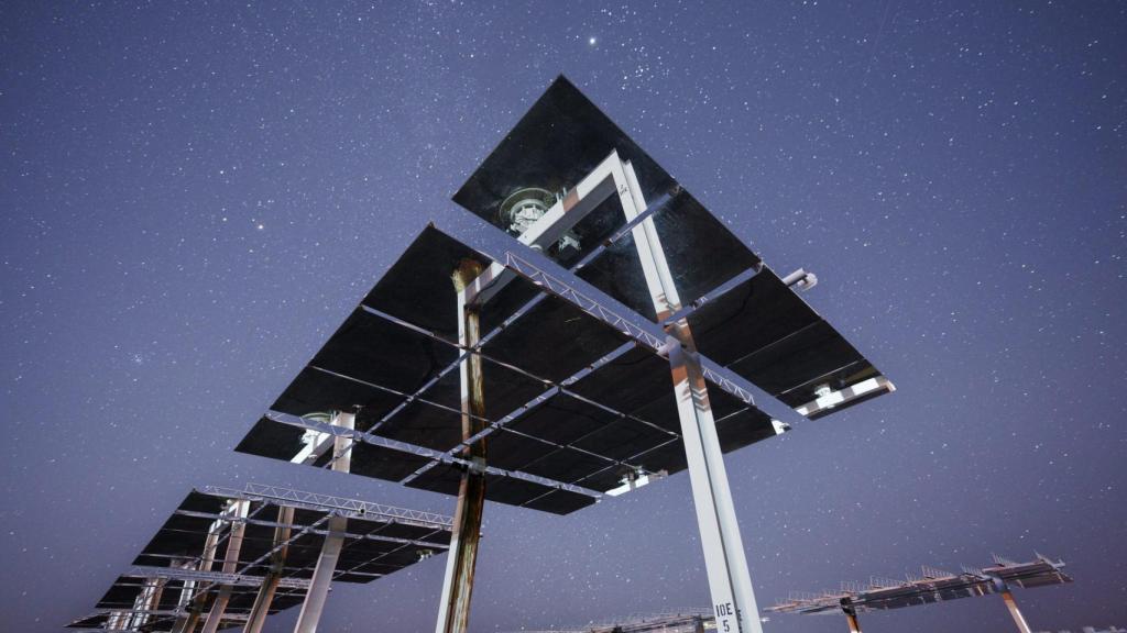 Estación de helióstatos de noche