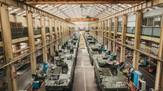 Planta de Trubia con vehículos 8x8 Dragón