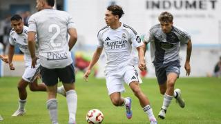 Thiago Pitarch, en un amistoso con el Real Madrid Castilla