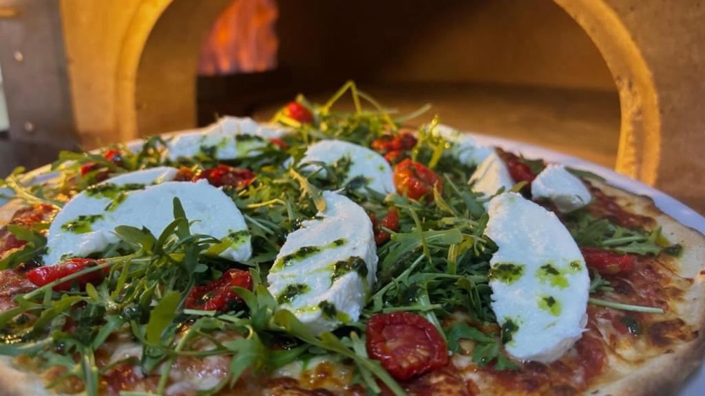 Esta es la mejor pizzería de Dénia: colas diarias y todo hecho en casa