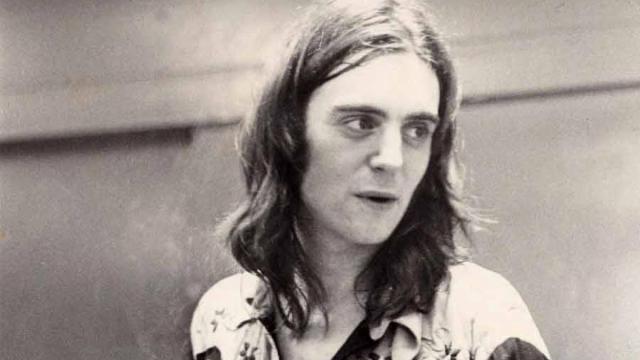 Terry Reid en el backstage de la sala de conciertos The Bitter End, en Nueva York, 1974. Foto: Dina Regine (CC BY-SA 2.0)