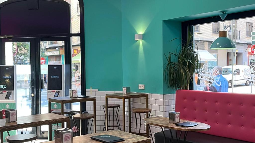 El interior de la heladería.