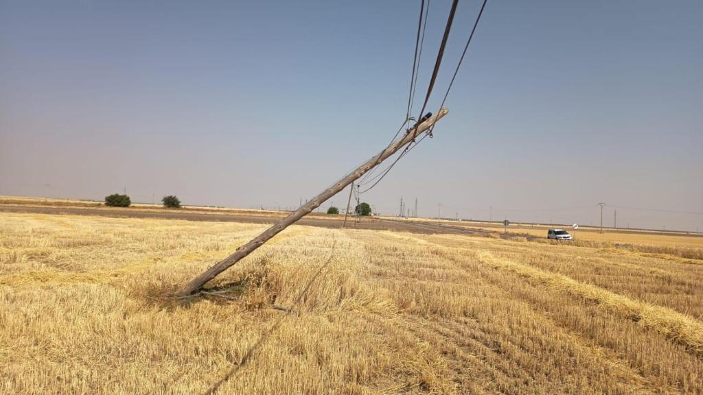 Imagen del estado de una red telefónica rural en la provincia de Ávila