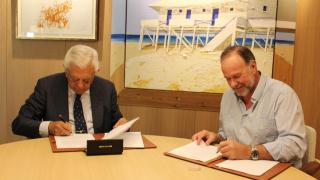 El presidente de la Fundación Caja Rural del Sur, José Luis García Palacios, y el presidente de la Cámara de Comercio de Sevilla, Francisco Herrero.