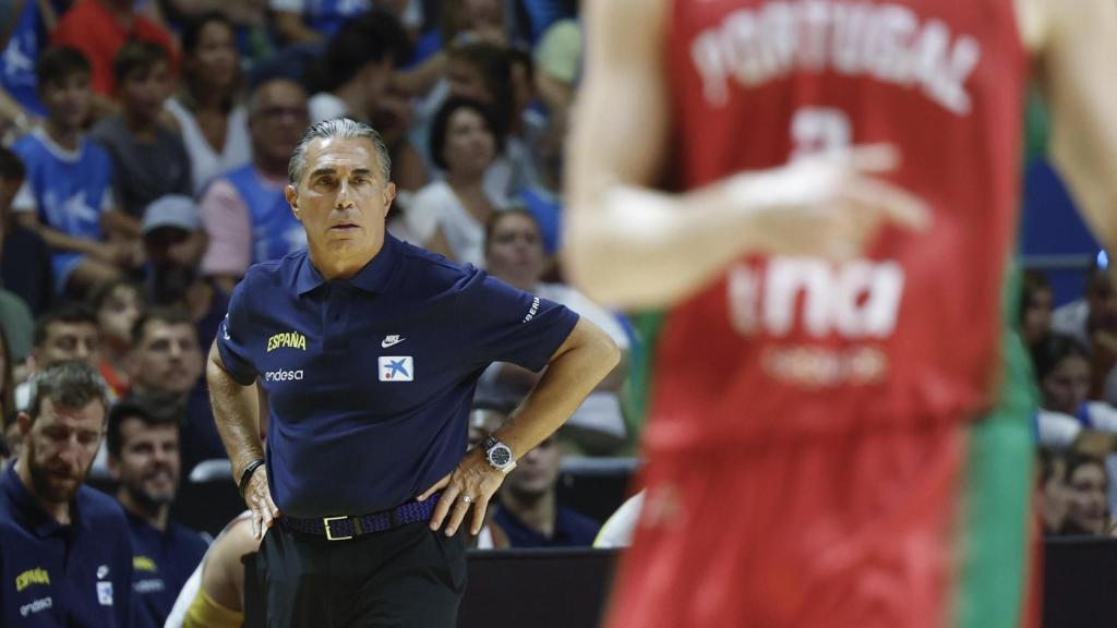 Scariolo, preocupado por el mal rendimiento de España en el tercer cuarto.