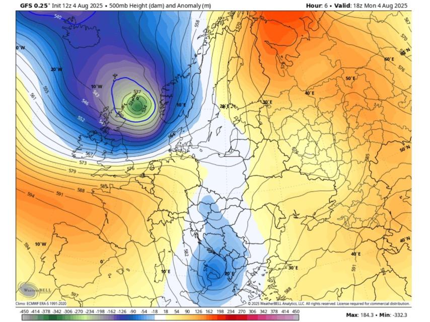 La llegada de la tormenta Floris al norte de Reino Unido y Escocia ha causado fuertes vientos de hasta 130 km/h.