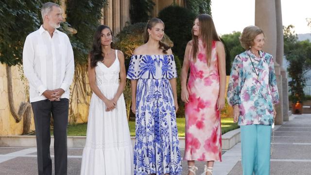 La Familia Real en la recepción a las autoridades baleares en Marivent.