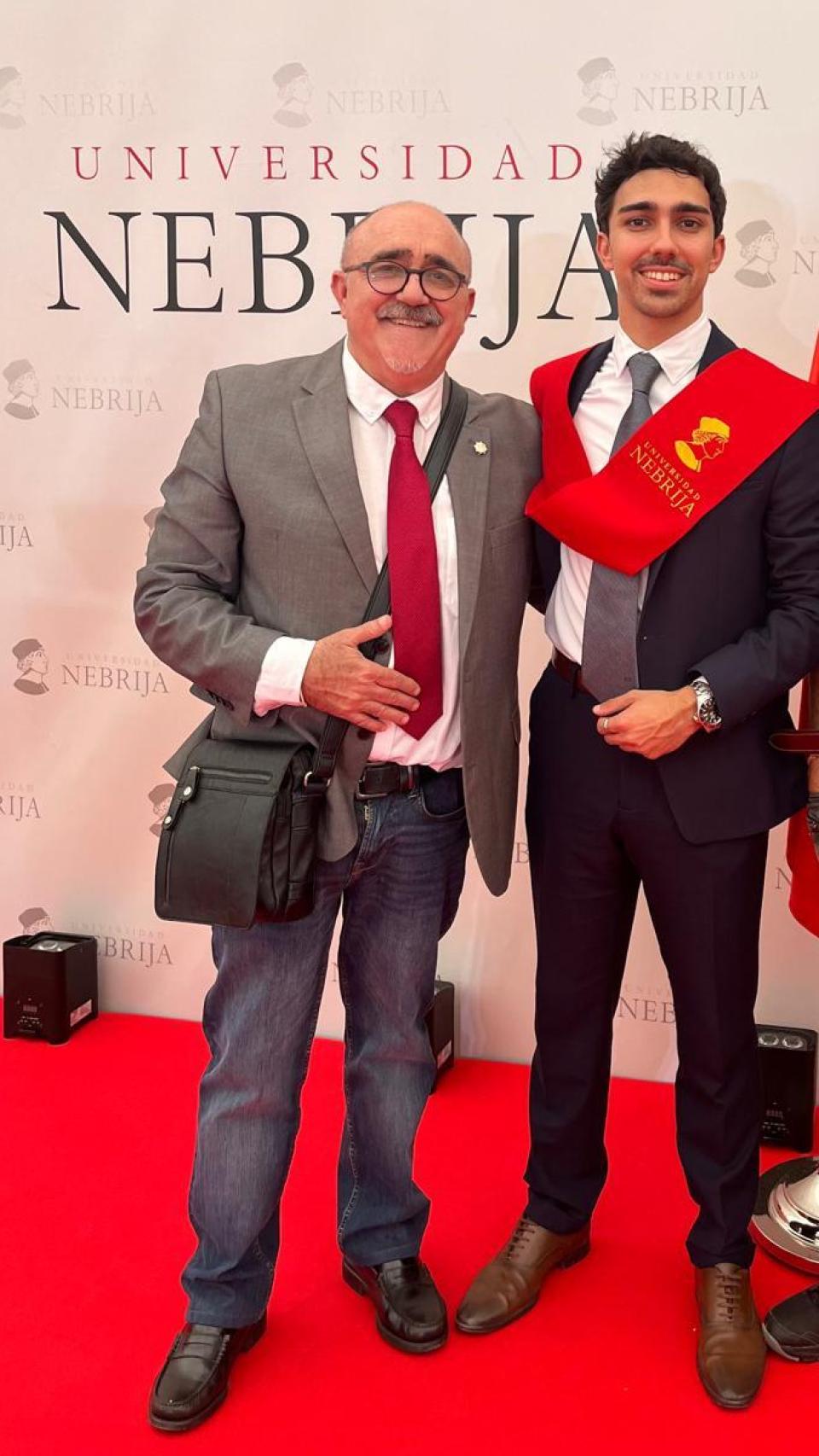 Antonio realizaron el máster de acceso a la abogacía.