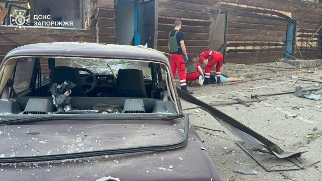 Imagen del ataque contra un complejo vacacional en Zaporiyia.