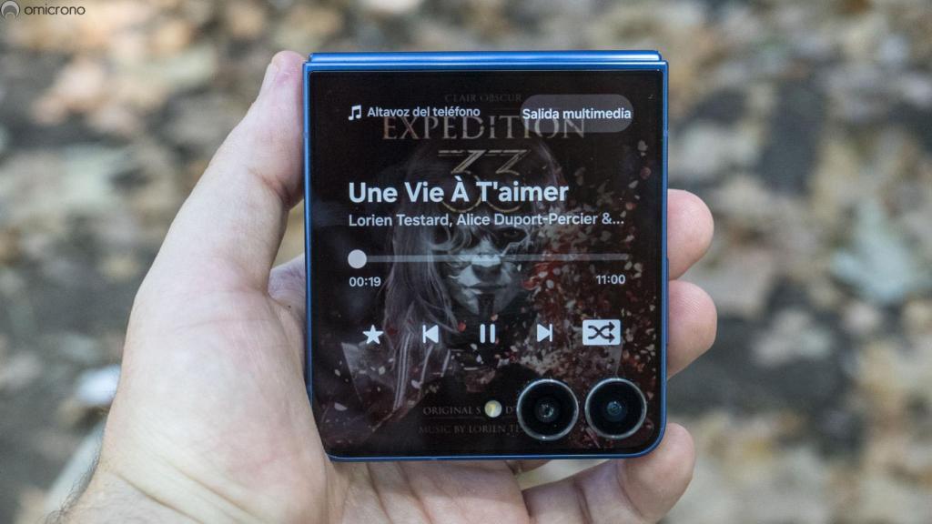 Samsung Galaxy Z Flip 7.