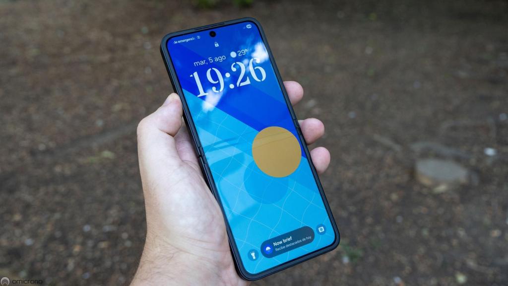 Samsung Galaxy Z Flip 7 FE.