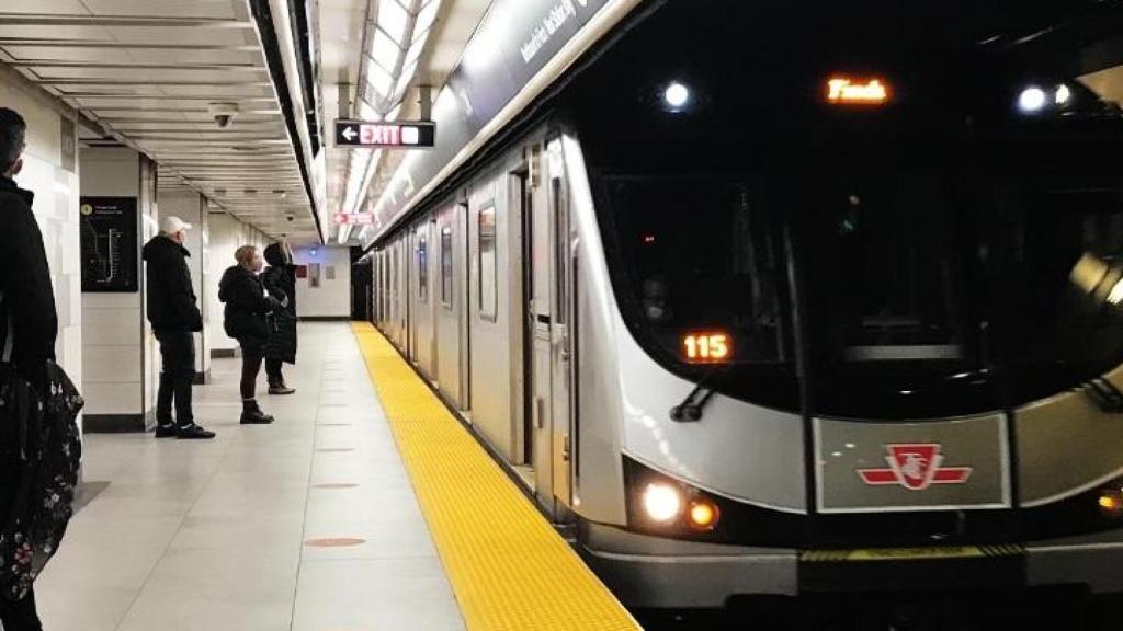 Metro de Toronto.