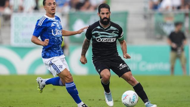 Isco recibe un balón en el amistoso de este miércoles.