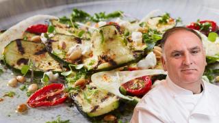 El chef José Andrés en un montaje de El Español