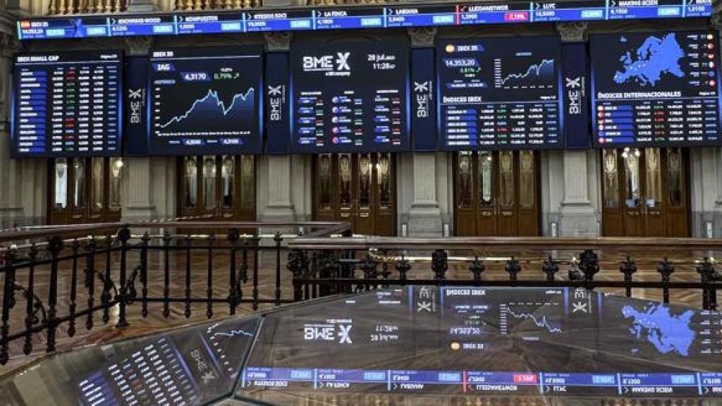 Interior del Palacio de la Bolsa de Madrid.