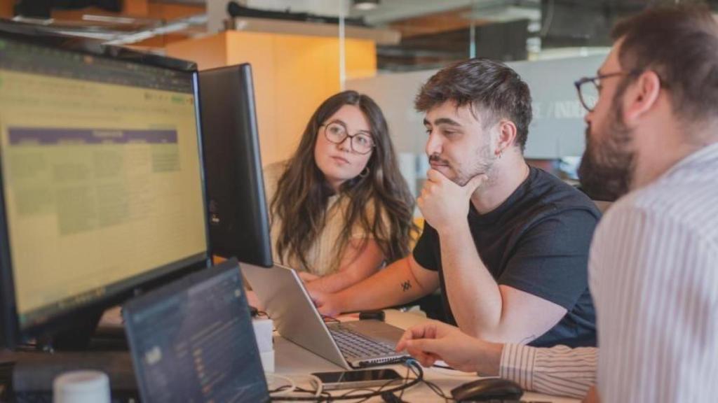 Iván Castejón, alumno del Máster, durante sus prácticas - EL ESPAÑOL