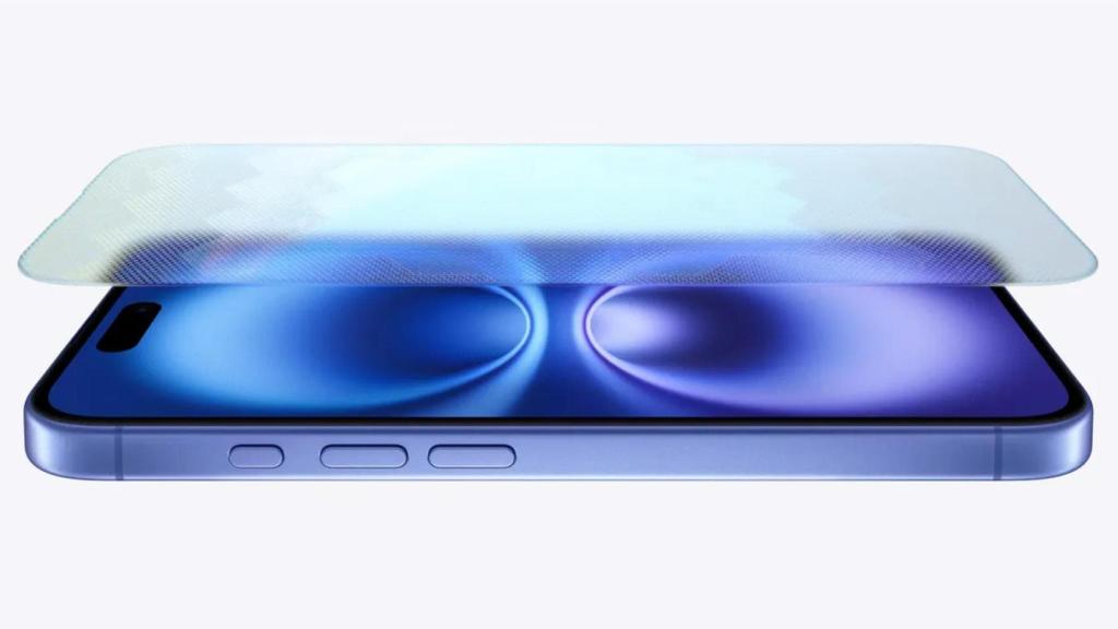 iPhone 16 con Ceramic Shield.