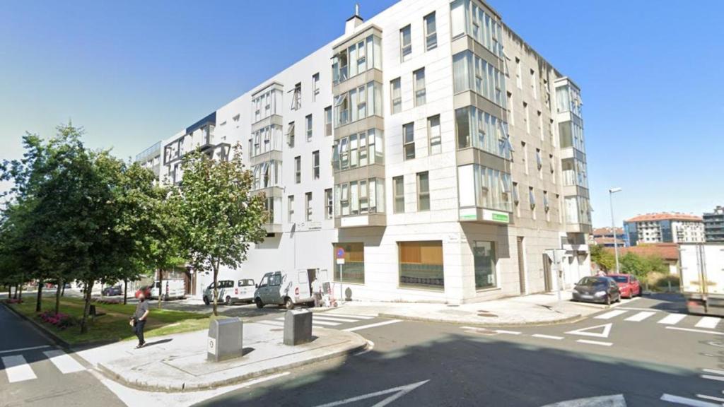 Cruce entre la rúa María Casares y la avenida da Liberdade en Santiago de Compostela.