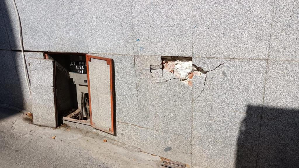 La toma de corriente de la comisaría de Carabanchel.