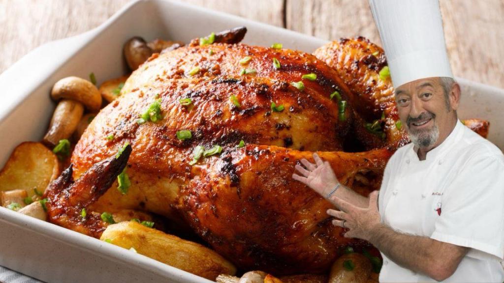 Karlos Arguiñano junto a un plato de pollo.