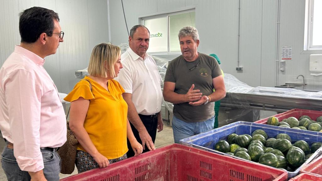 El consejero de Agricultura, Ganadería y Desarrollo Rural, Julián Martínez Lizán, este jueves en Camuñas.