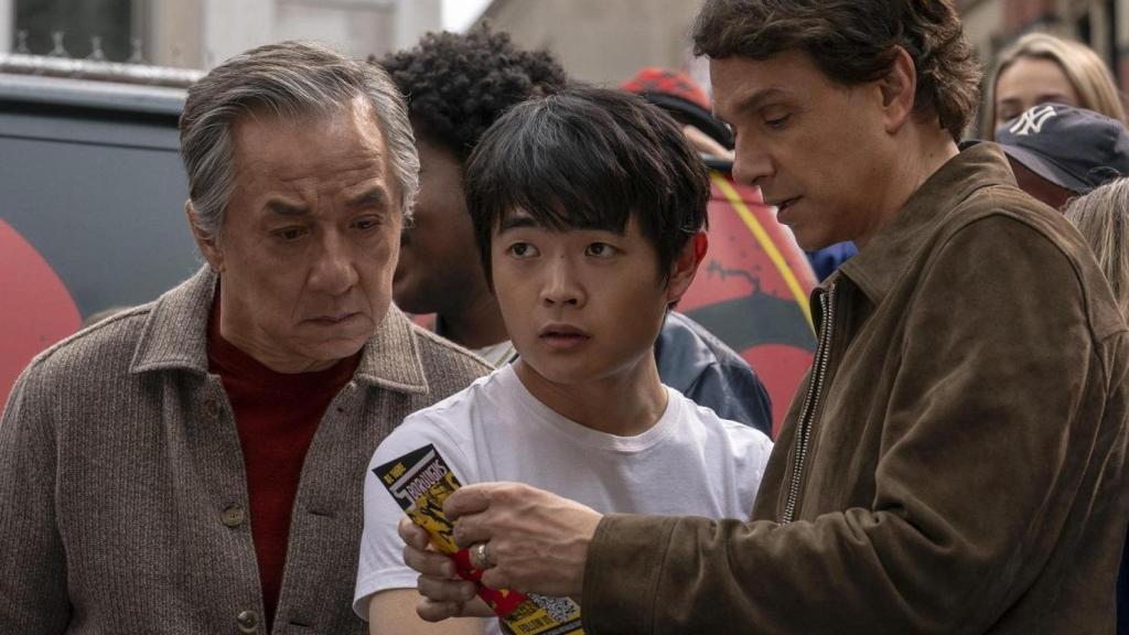 Jackie Chan, Ben Wang y Ralph Macchio en 'Karate Kid: Legends'.