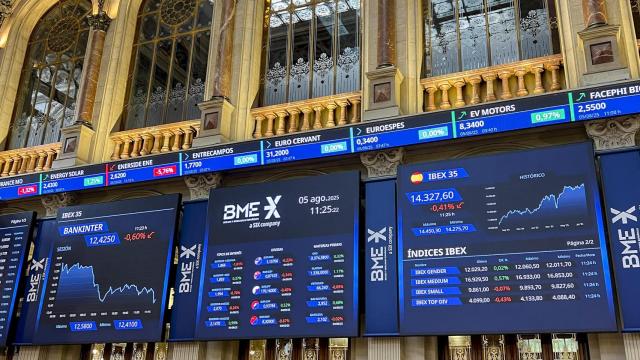Interior del Palacio de la Bolsa de Madrid.