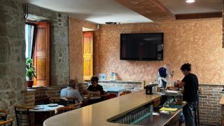 El bar más familiar de Vigo que presume de una de las mejores empanadillas de la ciudad